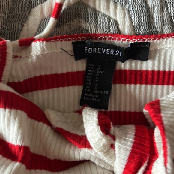 Cute vacation dress. Bodycon - Picture 3 of 4